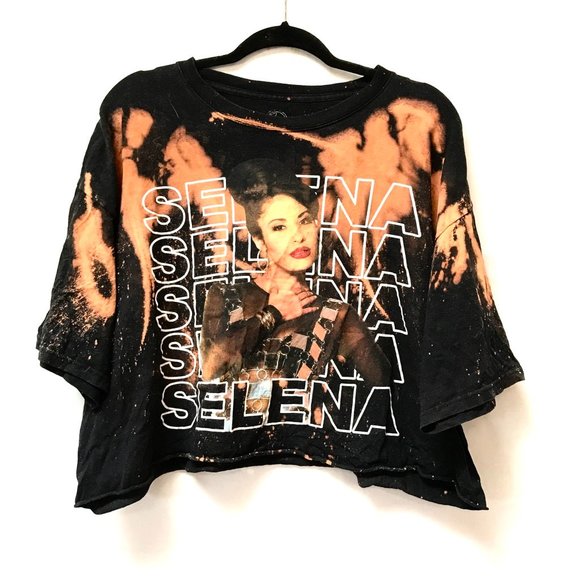 Selena Tops - ♥️🌹💘 3 for 20/  Selena Size 2x Cotton BlackTee Shirt Bleached Crop